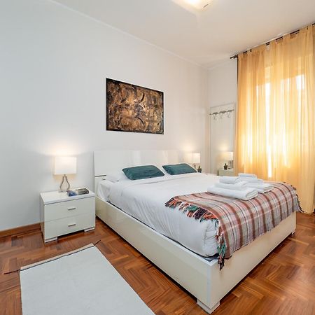 Ferienwohnung Stylish Flat With Balcony - 15 Min To Duomo Mailand Exterior foto